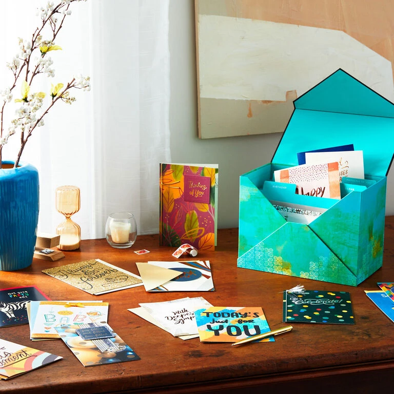 Hallmark Assorted Mahogany All-Occasion Greeting Cards In Green Watercolor Organizer, Box Of 24 6 Hallmark Assorted Mahogany All-Occasion Greeting Cards In Green Watercolor Organizer, Box Of 24 - Image 6