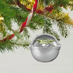 Hallmark Disney 100 Years Of Wonder Star Wars™ And Marvel Heroes Ornaments, Set Of 4 22 Hallmark Disney 100 Years Of Wonder Star Wars™ And Marvel Heroes Ornaments, Set Of 4 -Hallmark Chewie Grogu Black Panther Spiderman Keepsake Ornaments 5499QXI7447 06