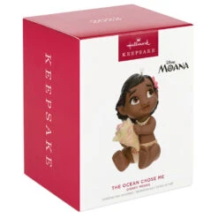Hallmark Disney Moana The Ocean Chose Me Porcelain Ornament -Hallmark Disney Baby Moana Keepsake Ornament 2499QXD6627 04