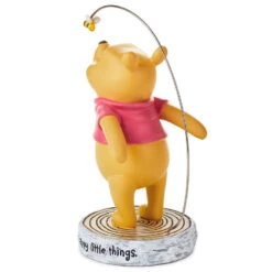Hallmark -Hallmark Disney Winnie the Pooh Happy Little Things Figurine 1DYG2052 02