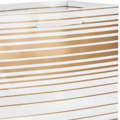 Hallmark Elegant Gold Assorted Sizes 6-Pack Gift Bags 5 Hallmark Elegant Gold Assorted Sizes 6-Pack Gift Bags -Hallmark Elegant Gold Assorted Sizes 6Pack Gift Bags 5EGB7033 05