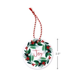 Hallmark 26" Greenery And Berries Christmas Fabric Gift Wrap With Twine And Tag 10 Hallmark 26" Greenery And Berries Christmas Fabric Gift Wrap With Twine And Tag -Hallmark Greenery and Berries Christmas Fabric Gift Wrap With Tag 5XW2087 05