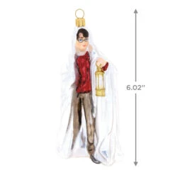 Hallmark Harry Potter™ Using The Invisibility Cloak™ Glass Ornament 8 Hallmark Harry Potter™ Using The Invisibility Cloak™ Glass Ornament -Hallmark Harry Potter Invisibility Cloak Keepsake Ornament 1QEP3039 03