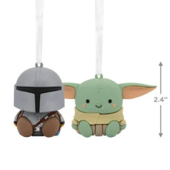 Better Together Star Wars: The Mandalorian™ And Grogu™ Magnetic Hallmark Ornaments, Set Of 2 7 Better Together Star Wars: The Mandalorian™ And Grogu™ Magnetic Hallmark Ornaments, Set Of 2 -Hallmark Mandalorian and Grogu Christmas Ornaments 3HCM2401 03