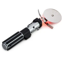 Hallmark Star Wars™ Lightsaber™ Pizza Cutter With Sound 5 Hallmark Star Wars™ Lightsaber™ Pizza Cutter With Sound -Hallmark Star Wars Vader Lightsaber Pizza Cutter With Sound 1SHP2165 03